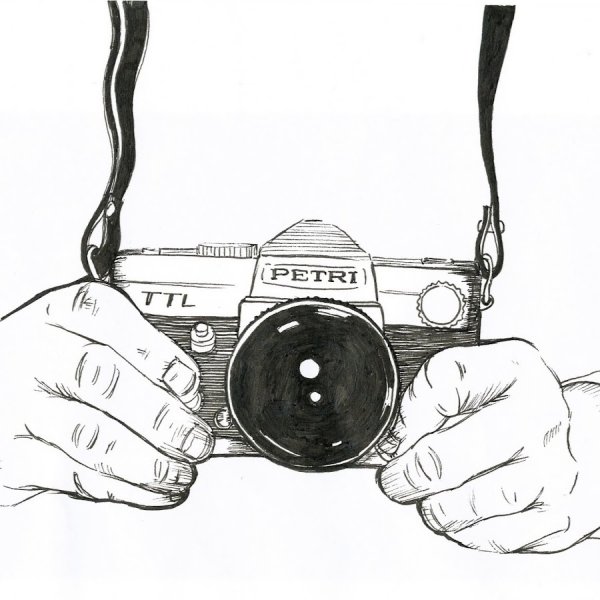 Фотоаппарат карандашом