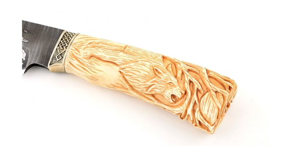 Фото на прозрачном фоне в высоком разрешении нож с костяной ручкой