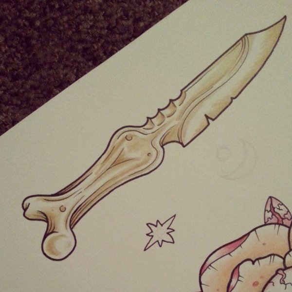 Рука скелета на руке