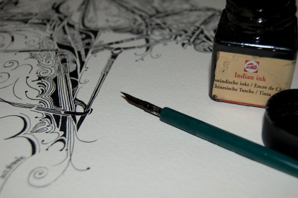 Перо для рисования чернилами