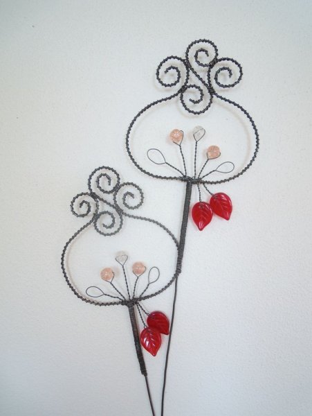 Фигуры из проволоки цветок