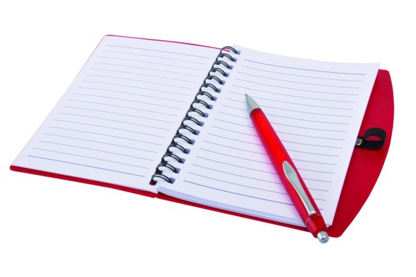 Тетрадь и ручка