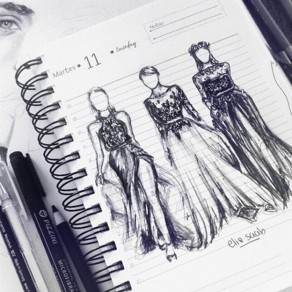 Зарисовки одежды в скетчбуке