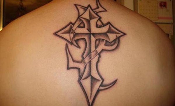 Тату ручкой на спине