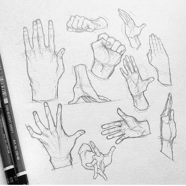 Рисунки в скетчбуке руки
