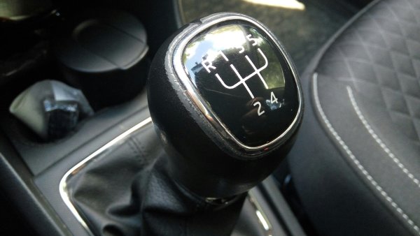 Ручка переключения передач Шкода Рапид