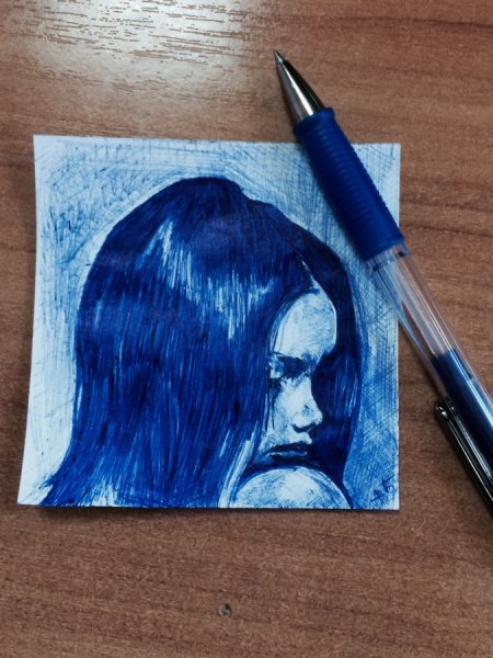 Рисование синей ручкой