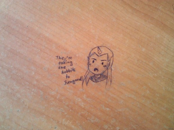 Рисовать на парте