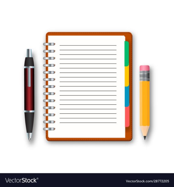 Записная книжка на белом фоне