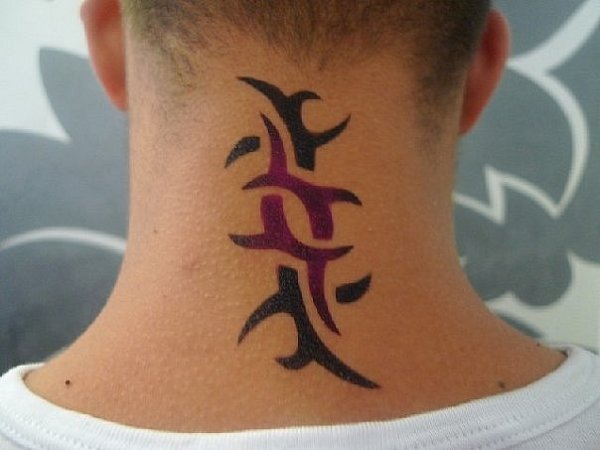 Тату хной на шее для мужчин
