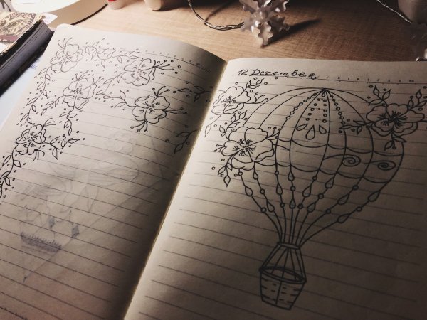 Маленькие рисунки ручкой