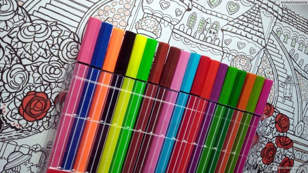 Рисунки капиллярными ручками цветными