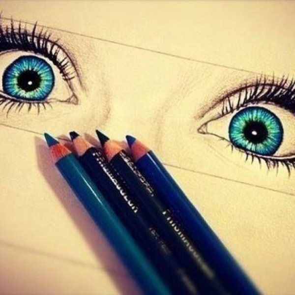 Голубой карандаш для глаз