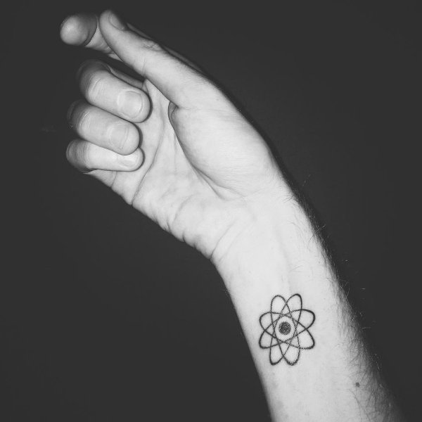 Маленькие простые тату на запястье