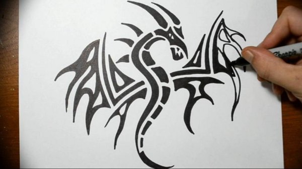 Тату черным фломастером