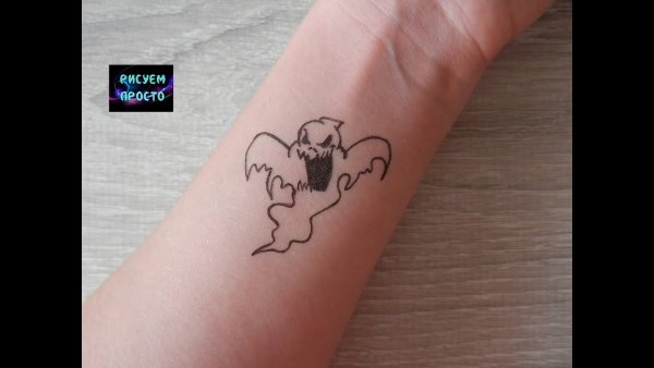 Рисунок мини тату на Хэллоуин