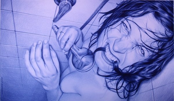 Рисунок девушки ручкой