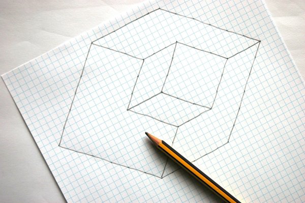 Иллюзия на бумаге в клетку