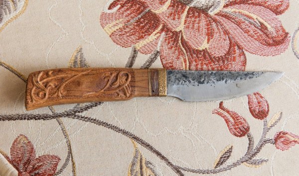 Выжигание на ручке ножа