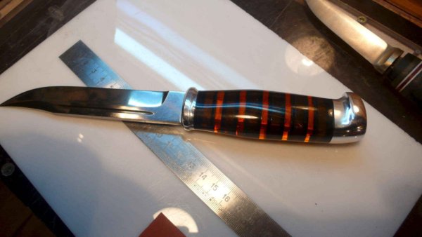 Нож с наборной ручкой