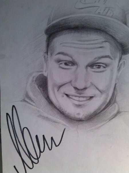 Макс Корж портрет