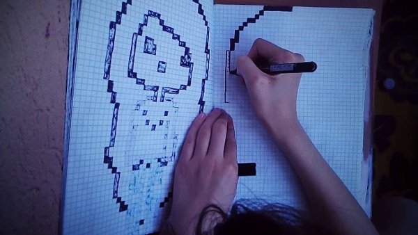 Рисование по клеточкам ручкой