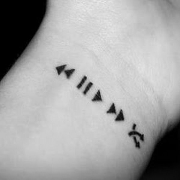 Сердцебиение рисунок на руке