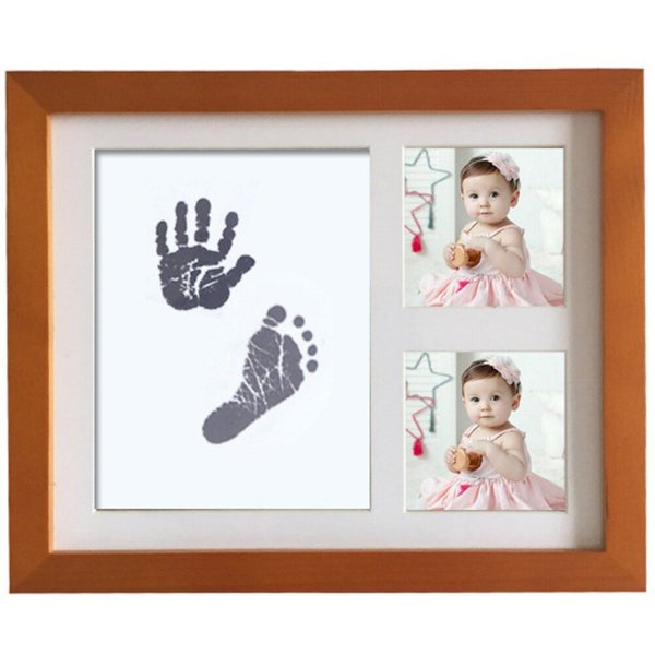 Отпечатки ручек и ножек красками