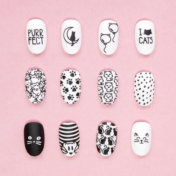 Одуванчик на ногтях