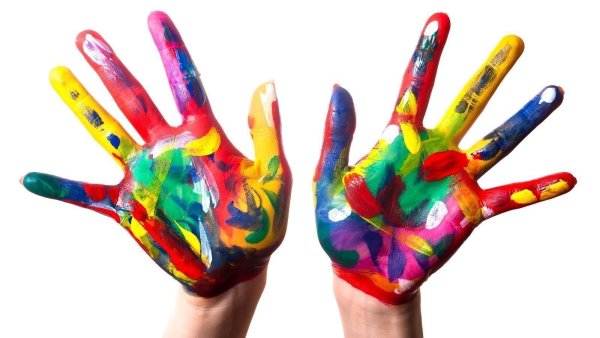 Детские ладони в краске