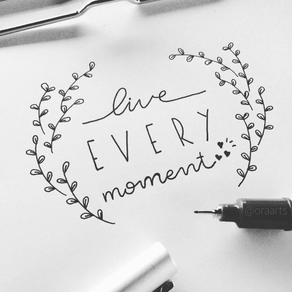 Блокнот с ручкой эскиз