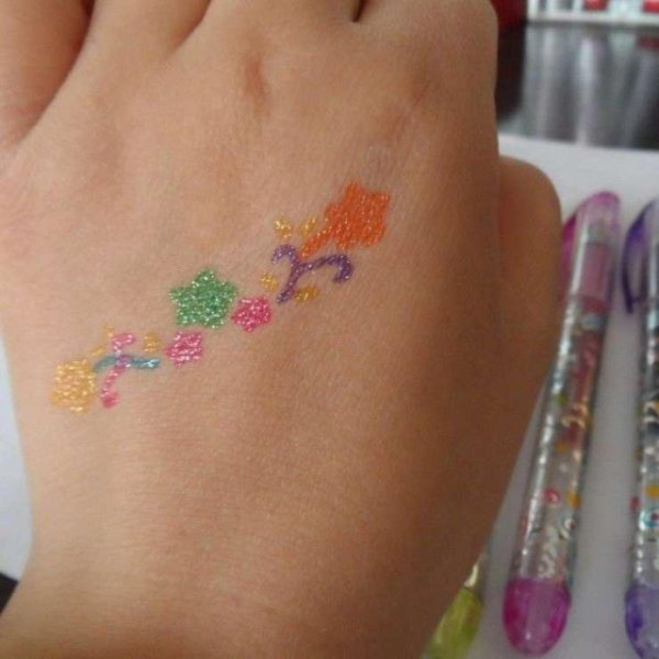 Детские тату ручкой