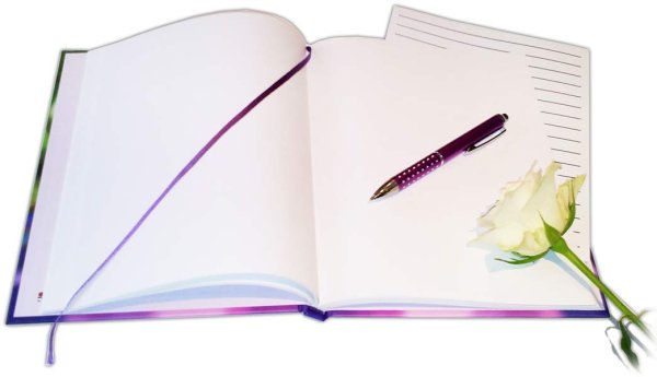 Раскрытая книга с ручкой