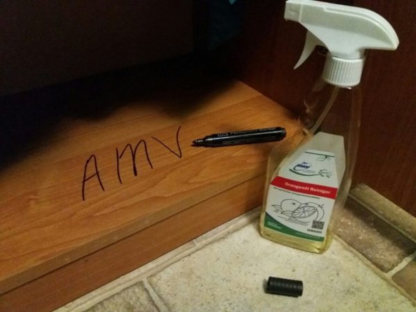 Оттираем маркер