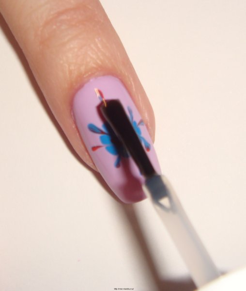 Маникюр гелевыми ручками