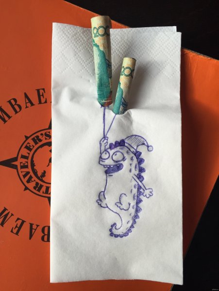 Рисунки на салфетках бумажных ручкой