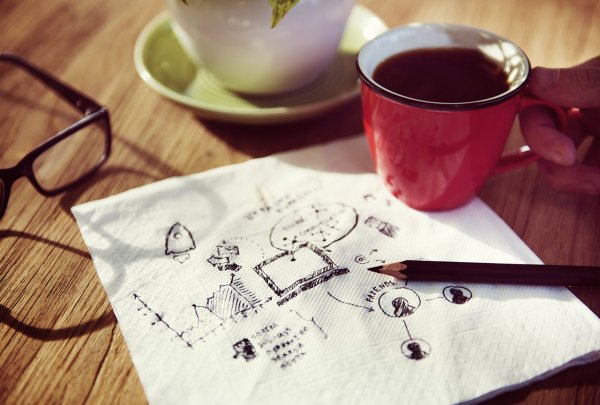 Узоры гелевой ручкой в тетради