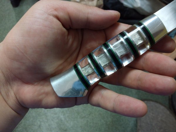 Наборная рукоять из оргстекла