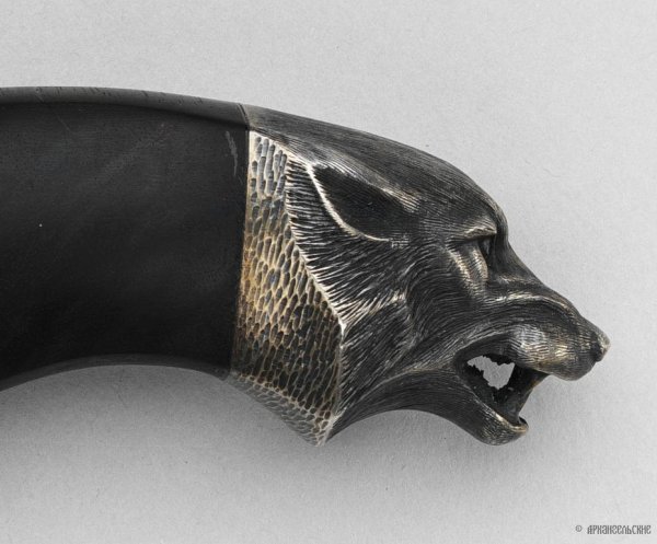 Нож волк с гардой