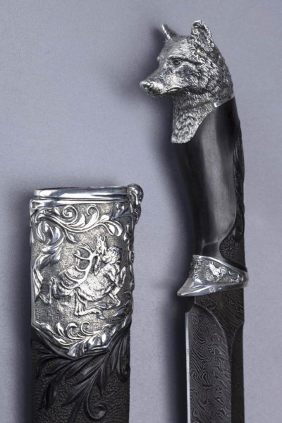 Нож Дамаск рукоять волк