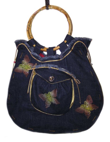 Сумки из джинсов с деревянными ручками