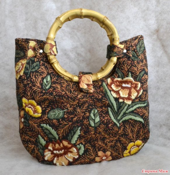 Сумочка с бамбуковой ручкой