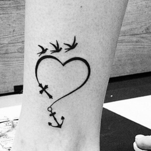 Тату про любовь для девушки