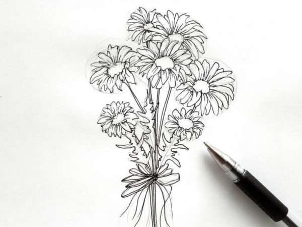 Цветы в вазе карандашом для срисовки