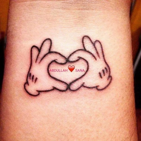 Тату маркером на руке