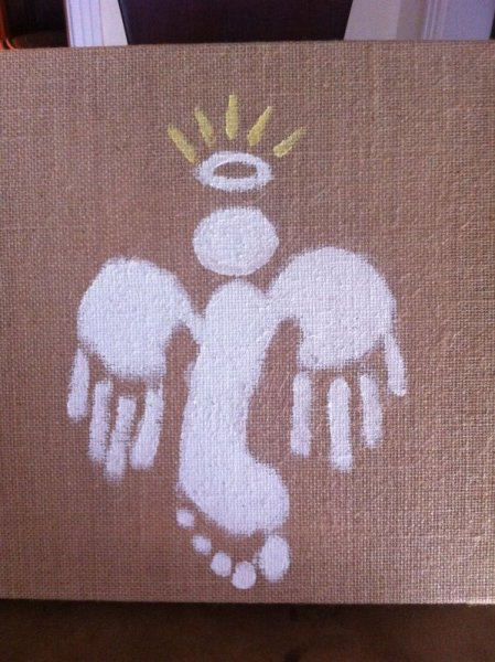 Картина с отпечатками рук