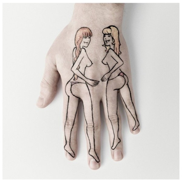 Прикольные рисунки на руке ручкой