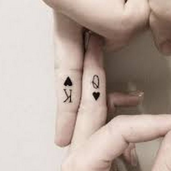 Мини тату гелевой ручкой