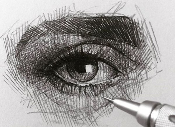 Скетчинг глаза карандашом