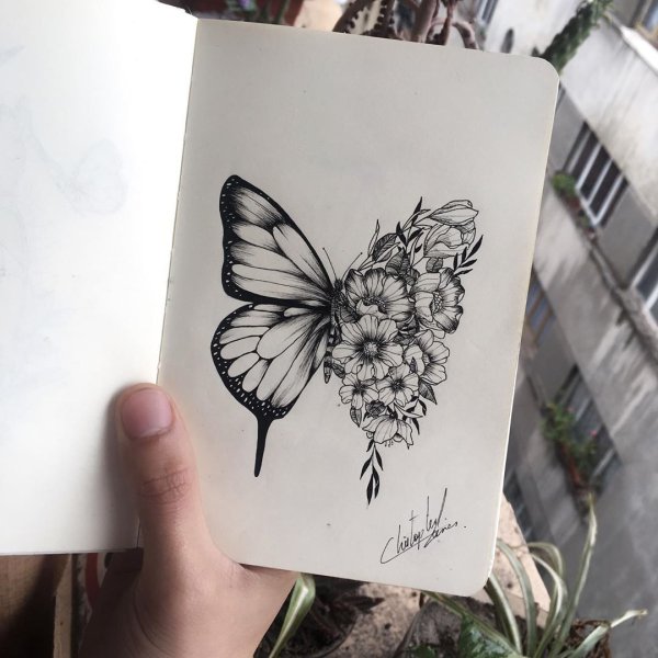 Тату бабочка с цветами эскиз